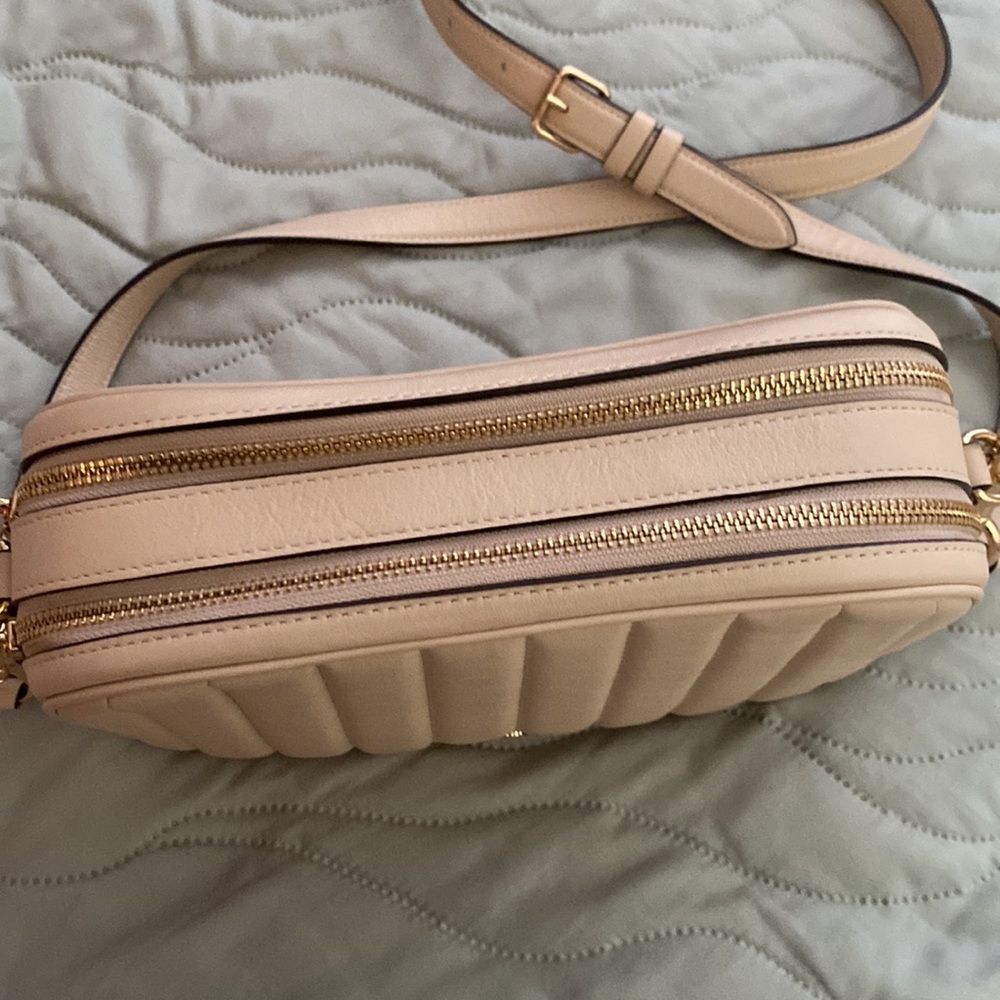 Coach Jes Quilted Crossbody! Gem